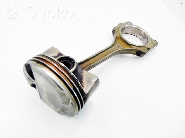 Lexus ES 300h Piston avec bielle 24040