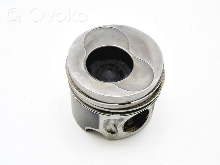 Volkswagen Touran III Piston 7973