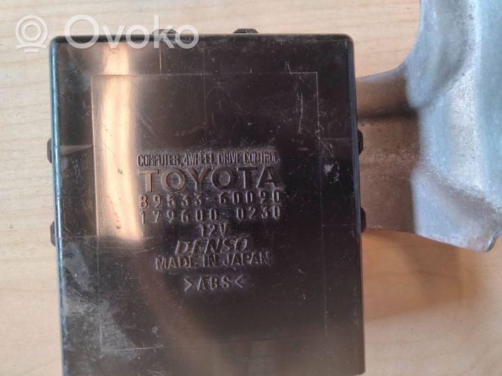 Toyota Land Cruiser (J100) Sterownik / Moduł napędu 1796000230