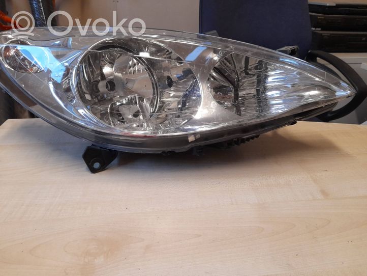 Peugeot 307 Lampa przednia 89309081