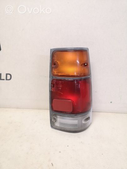 Isuzu Pick Up Parte del faro posteriore IZ2801103V