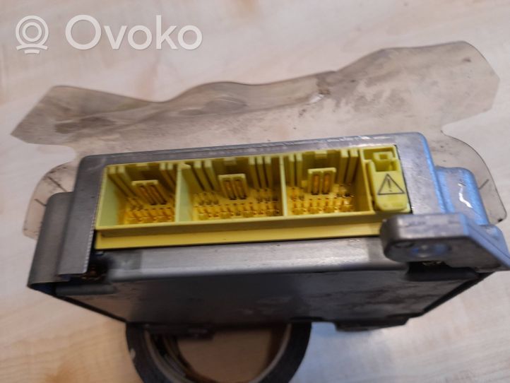 Toyota Land Cruiser (J120) Oro pagalvių valdymo blokas 8917060130