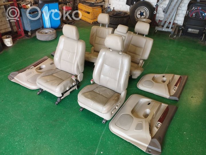 Toyota Land Cruiser (J120) Set di rivestimento sedili e portiere 