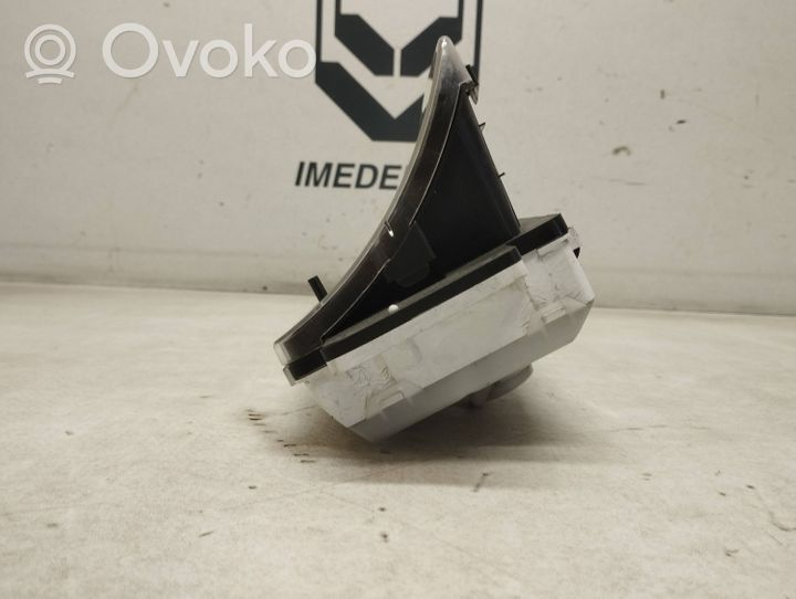 Land Rover Discovery Tachimetro (quadro strumenti) YAC001470