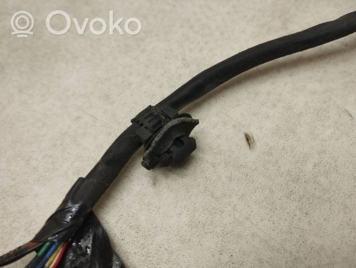 Toyota Land Cruiser (J100) Elektryczne lusterko boczne drzwi przednich E4012099