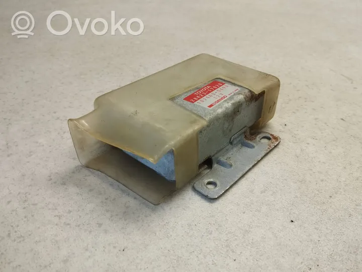 Toyota Land Cruiser (FJ80) Voltage converter/converter module 2842317020