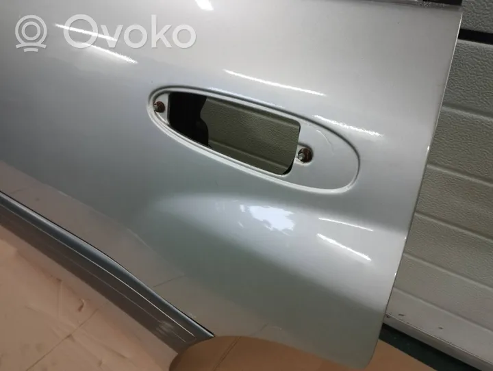 Toyota Land Cruiser (J100) Drzwi tylne 