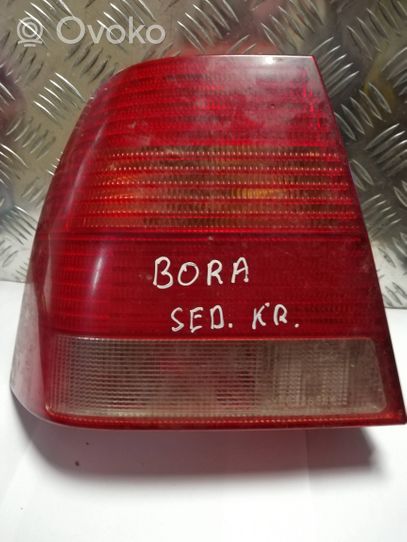 Volkswagen Bora Luz trasera/de freno 1J5945257