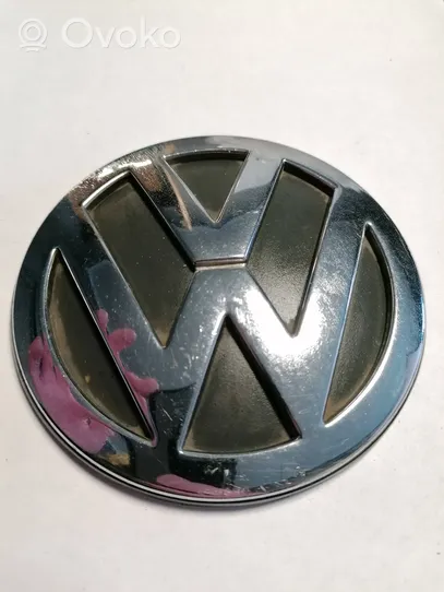 Volkswagen Golf IV Manufacturer badge logo/emblem 1J6853630