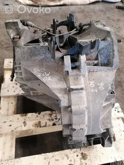 Volvo S40 Mechaninė 5 pavarų dėžė 3S7R7F098