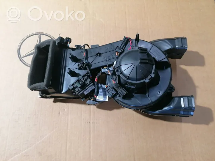 Mercedes-Benz ML W166 Heater fan/blower A1668300008