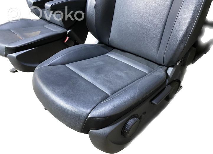 Mercedes-Benz Vito Viano W447 Sėdynių komplektas 