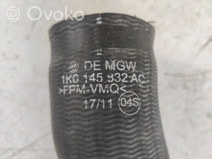 Volkswagen Caddy Manguera/tubo del intercooler 1K0145832AC