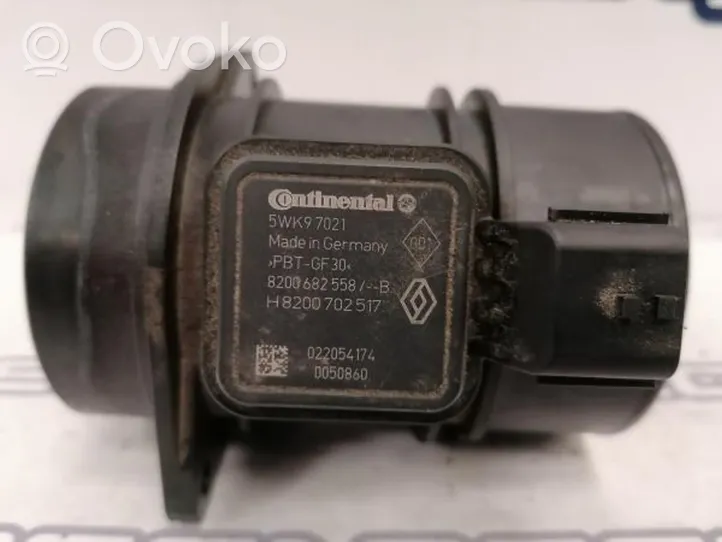 Dacia Sandero Mass air flow meter 