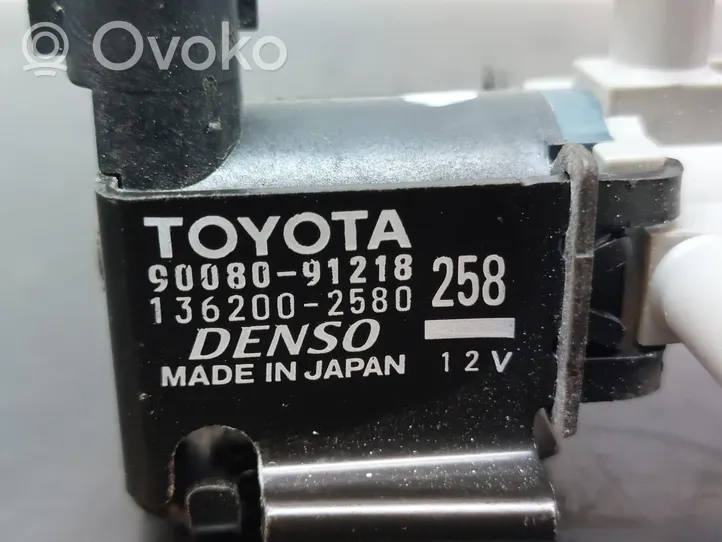 Toyota Corolla E120 E130 Turboahtimen magneettiventtiili 