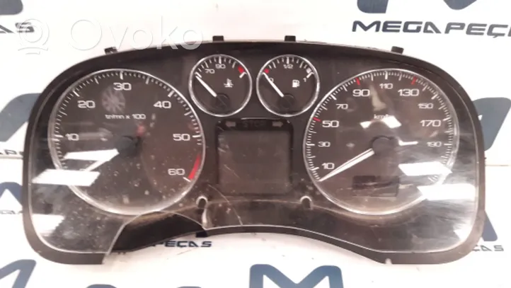 Peugeot 307 Compteur de vitesse tableau de bord 