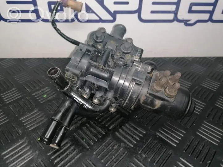 Audi A8 S8 D2 4D Pompe à eau de liquide de refroidissement 