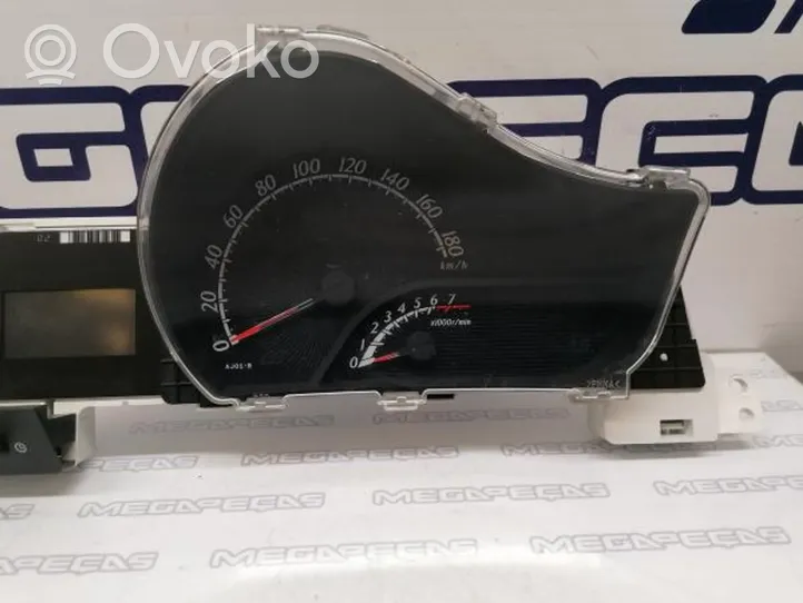 Toyota iQ Compteur de vitesse tableau de bord 