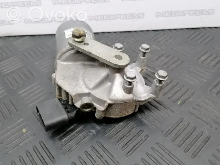 Opel Zafira C Wiper motor 