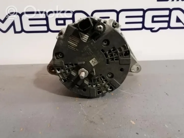 Mercedes-Benz A W176 Alternador 