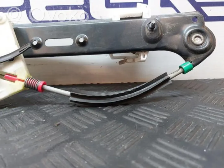 BMW X3 E83 Rear window lifting mechanism without motor 