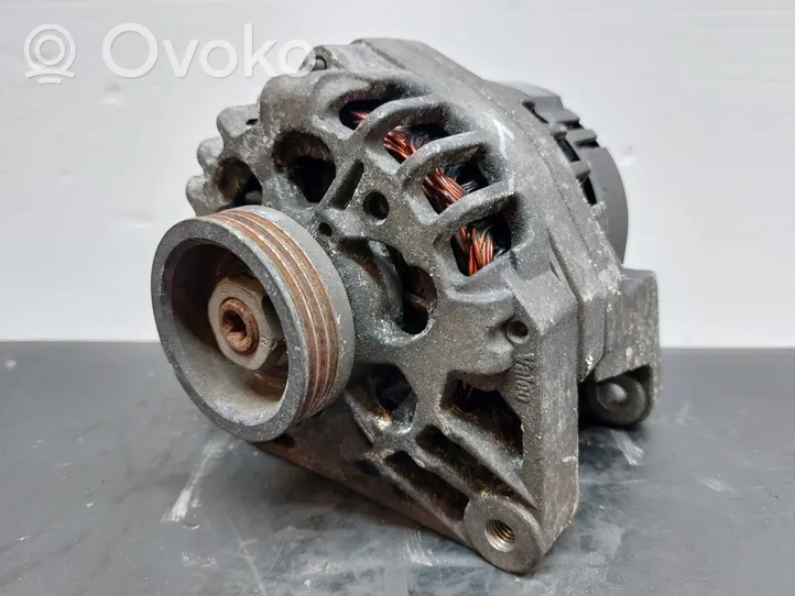 Renault Clio II Generatore/alternatore 