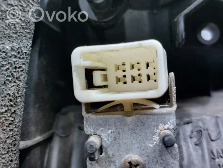 Toyota Land Cruiser (LJ79) Lampy tylnej klapy bagażnika 