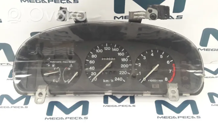 Mazda MX-3 Speedometer (instrument cluster) 