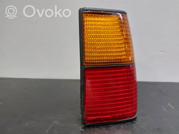 Volkswagen Golf II Lampy tylnej klapy bagażnika 