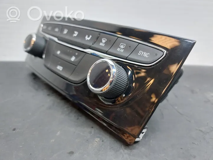 Opel Astra K Climate control unit 