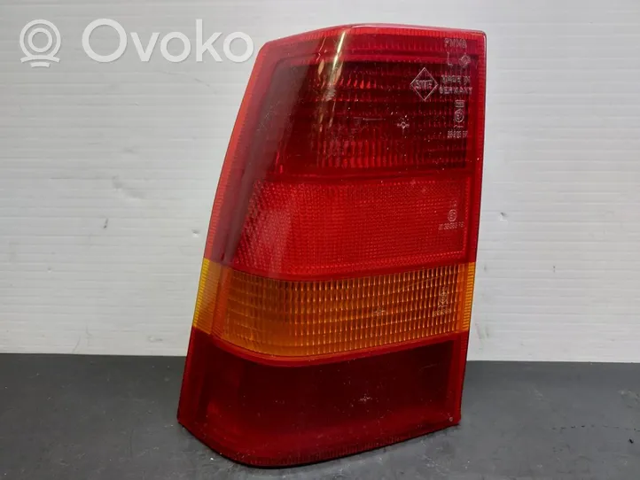 Opel Kadett E Tailgate rear/tail lights 