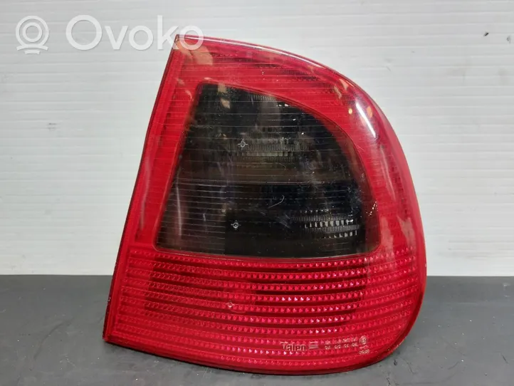 Seat Cordoba (6K) Lampy tylnej klapy bagażnika 