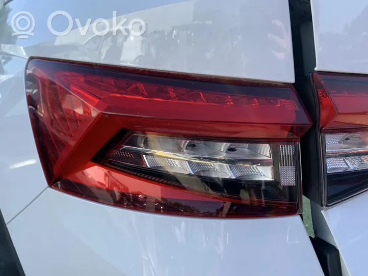 Skoda Kodiaq Luces portón trasero/de freno 