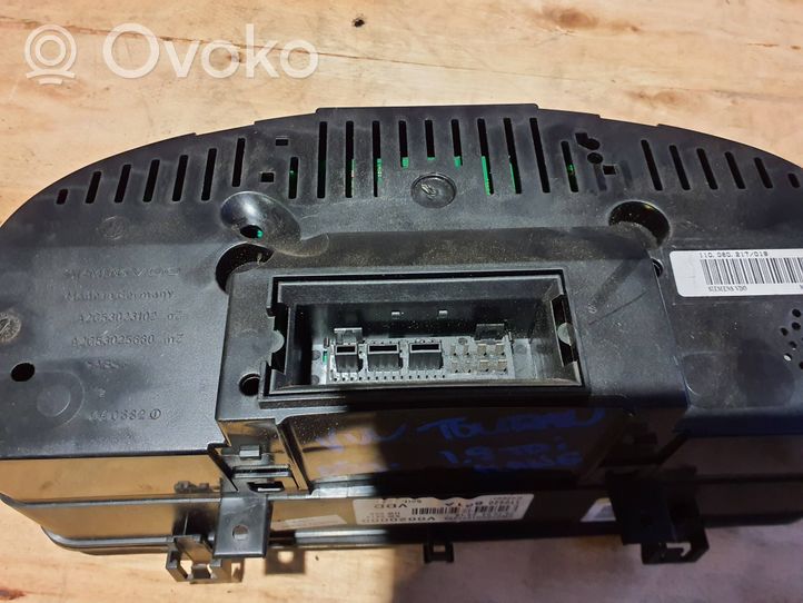 Volkswagen Touran I Compteur de vitesse tableau de bord 1T0920861A