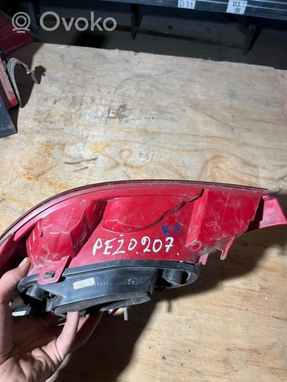 Peugeot 207 Lampa tylna 964998668002