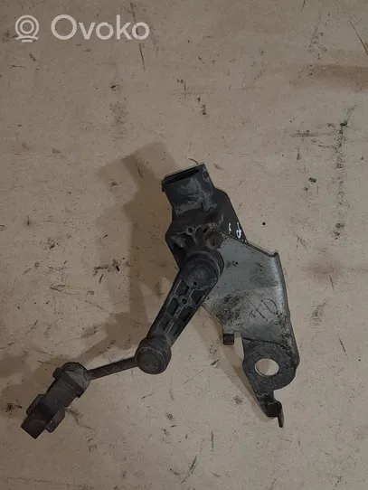 BMW 5 E39 Front height sensor lever 1093697