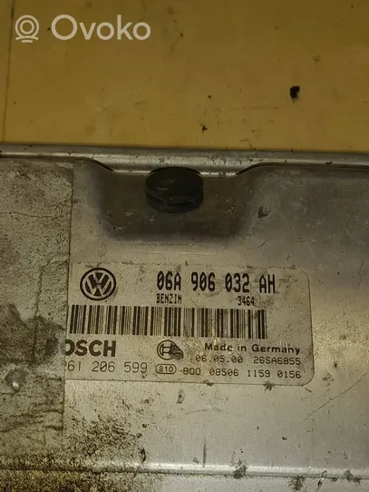 Volkswagen Sharan Sterownik / Moduł ECU 06A906032AH