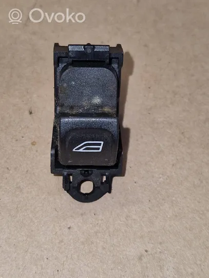 Volvo V70 Electric window control switch 30773273