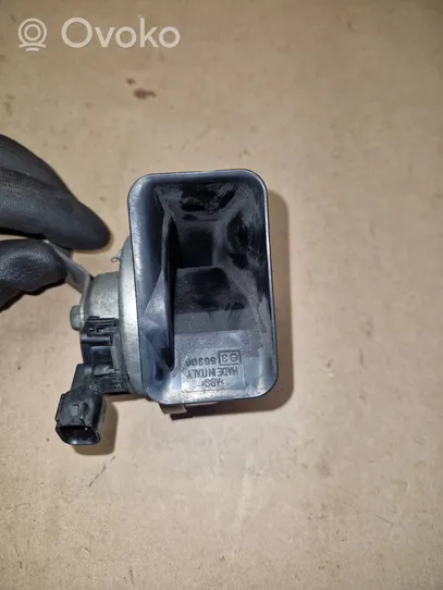 Volvo V70 Horn signal 0055306