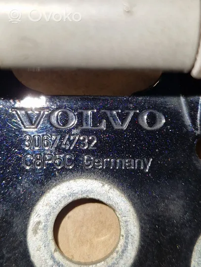 Volvo XC90 Zawias klapy tylnej bagażnika 30674732