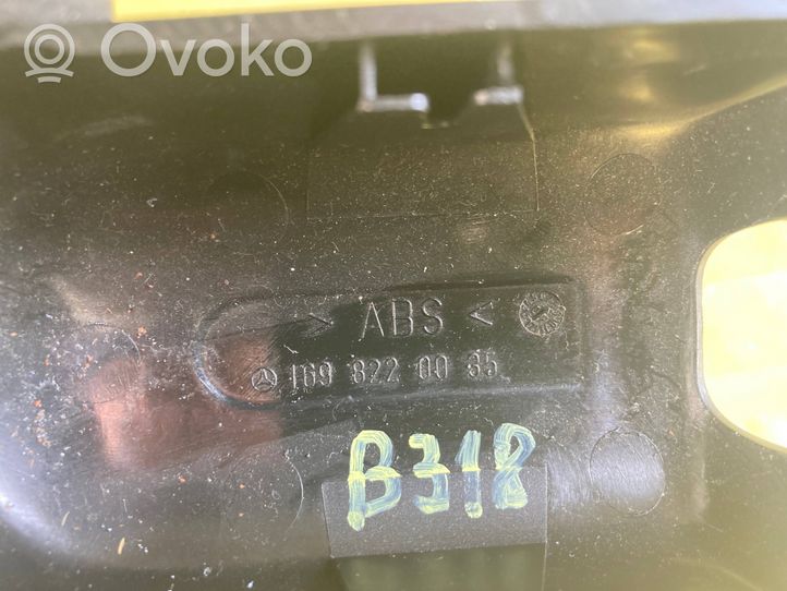 Mercedes-Benz B W245 Atpakaļskata spoguļa apdare 1698220035