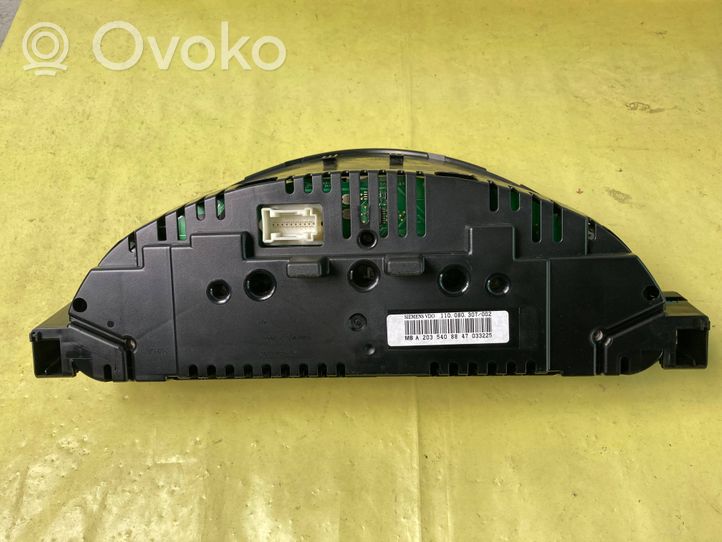 Mercedes-Benz C W203 Tachimetro (quadro strumenti) A2035408847