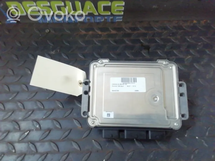 Peugeot 308 Calculateur moteur ECU 9664257580