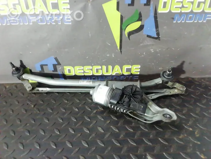 Dacia Duster Wiper motor 8200619512