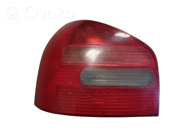 Audi A3 S3 8L Luci posteriori 8L0945095A