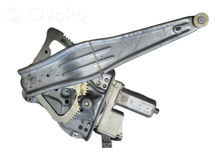 Toyota Avensis T250 Regulador de puerta trasera con motor 69840-05100