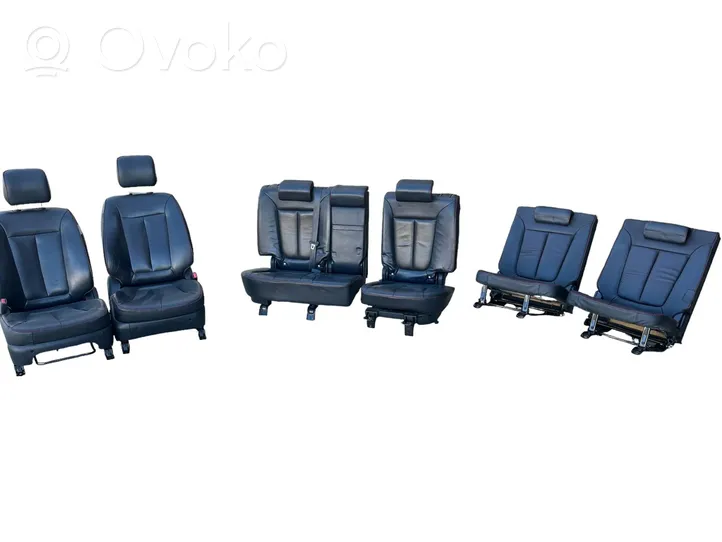 Hyundai Santa Fe Seat set 