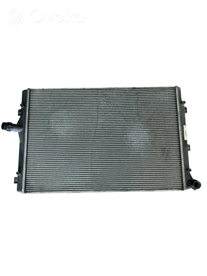 Volkswagen PASSAT B6 Radiateur de refroidissement 3C0121253K