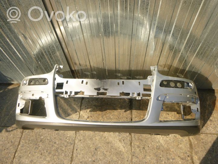 Volkswagen Golf V Paraurti anteriore 1K0807221D