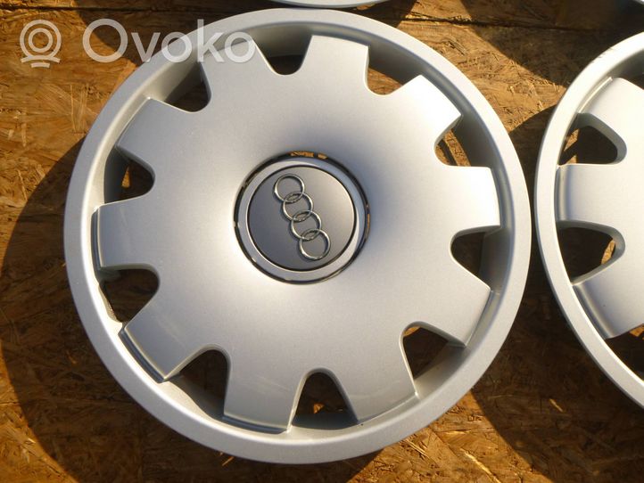 Audi A6 S6 C5 4B R16 wheel hub/cap/trim 4B0601147C